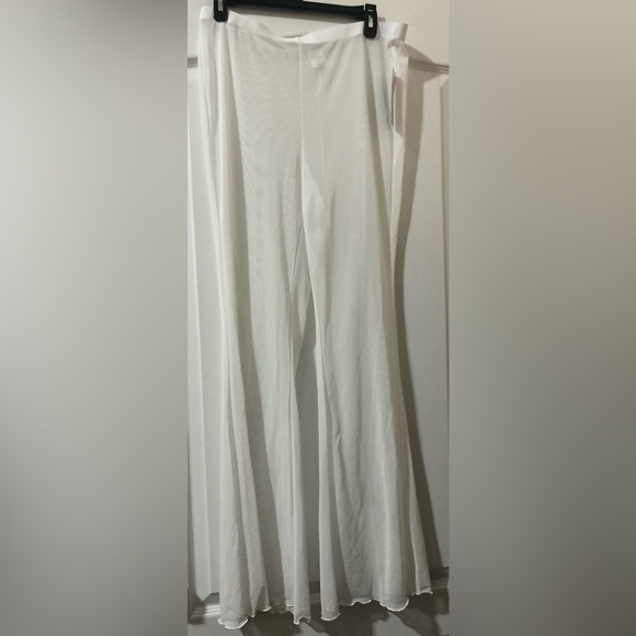 Wild Fable Women's Mesh High Waist Cover up Flare Pants White Size L - Picture 2 of 4